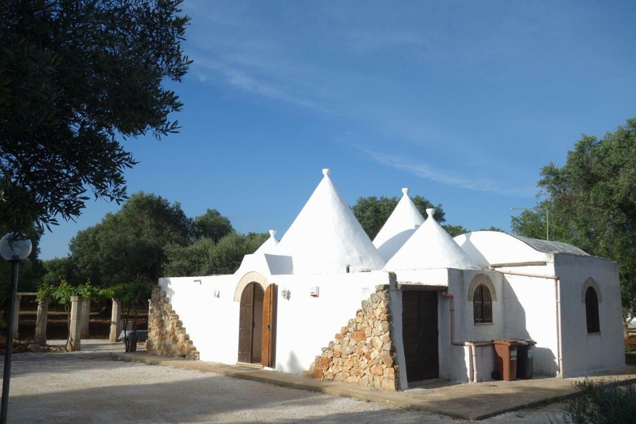 הוילה סן ויטו דיי נורמני Trulli Monte Madre מראה חיצוני תמונה